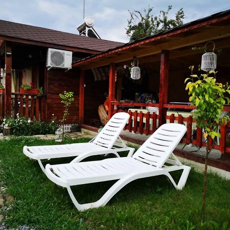 Casa Bunicilor Calimanesti Exterior foto